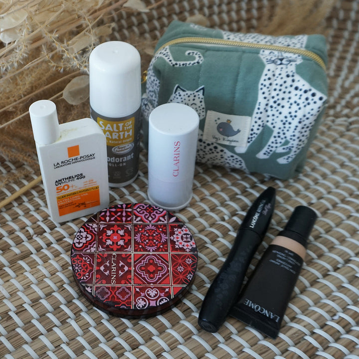 Toiletries Pouch - Green Leo